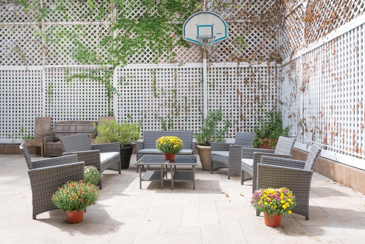 Townhouse 222 Villa New York City Exterior photo